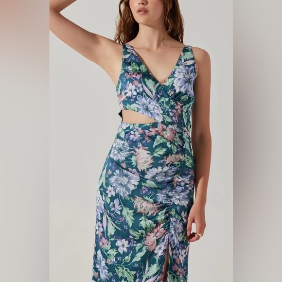 Astr Dresses & Skirts - ASTR the Label Ruched Floral Cutout Maxi Dress in Teal Purple Multi Floral NWT S